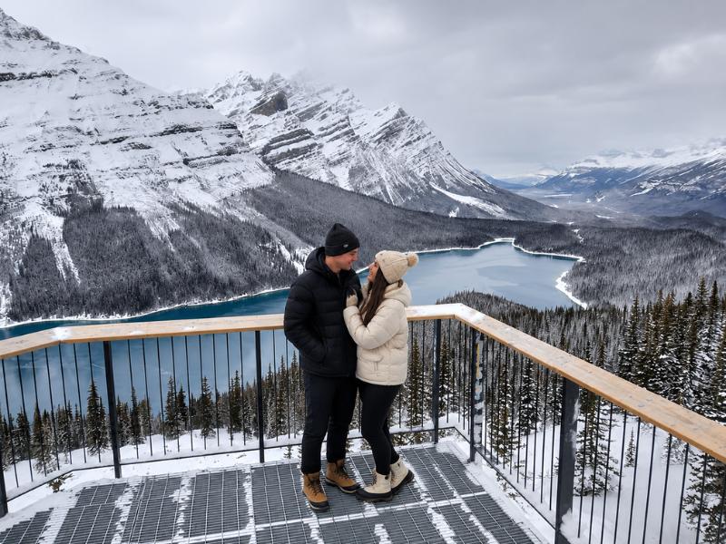 Columbia Icefield Tours from Calgary: Skywalk & 3-Glacier Discovery
